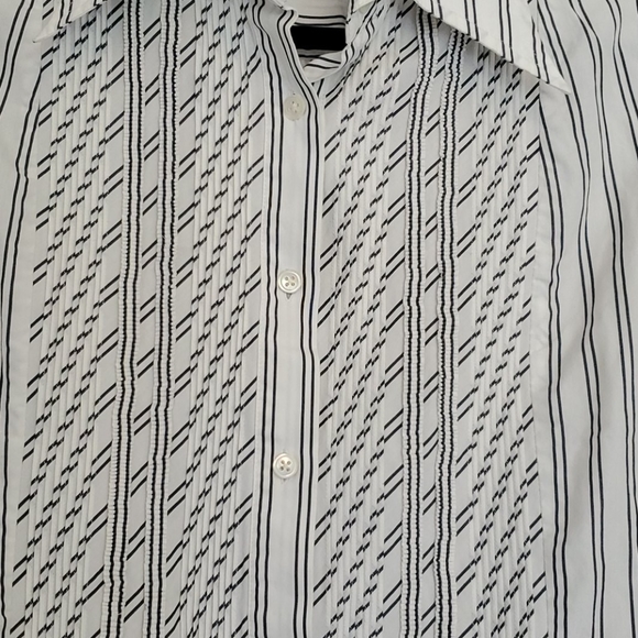 Express Design Studio Button Down Top - Picture 3 of 12